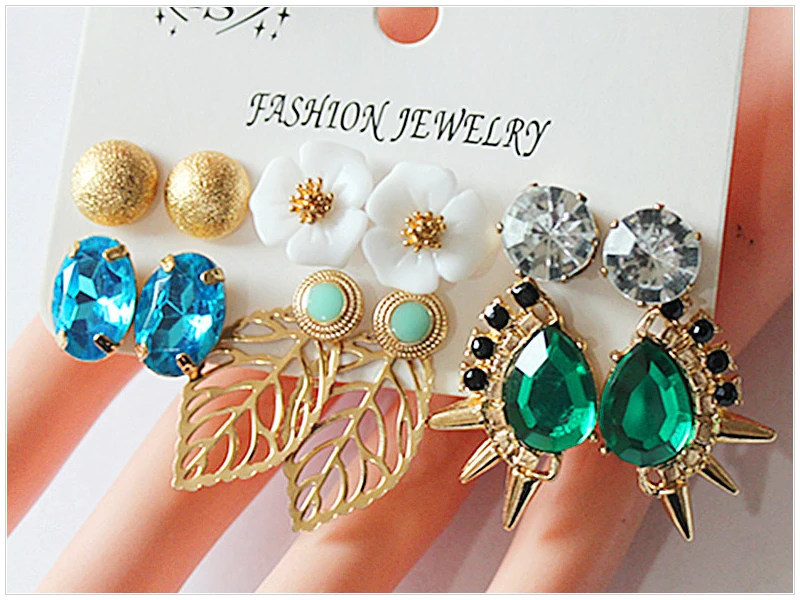 Earrings of set  (1)