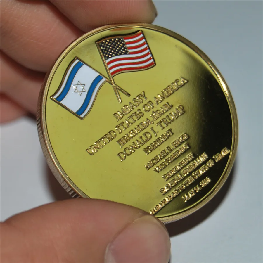 Наградная монета «Трамп», выделенная 14 мая г