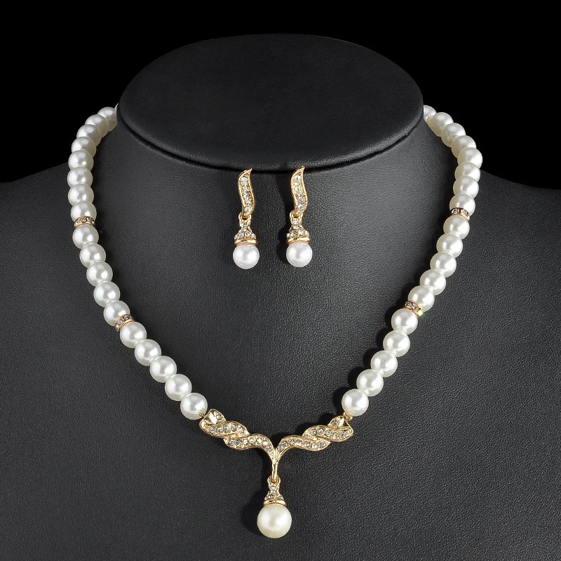 Fashion Women Korean Version Of The New Pearl Necklace Suit Bride Wedding Jewelry Elegant Temperament Earrings Necklace Sets