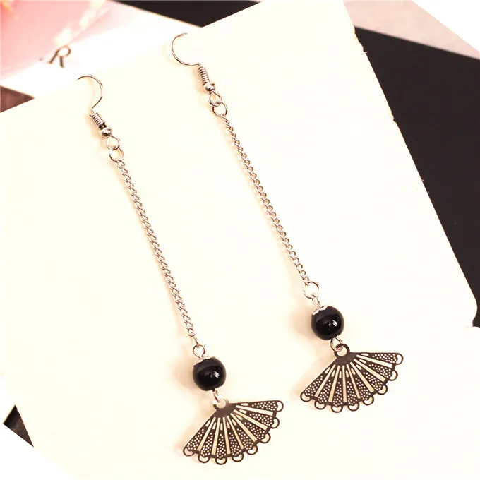 

black acrylic beads drop earings fashion jewelry aretes long tassel hollow Fan Pendant statement earrings for women lady bijoux