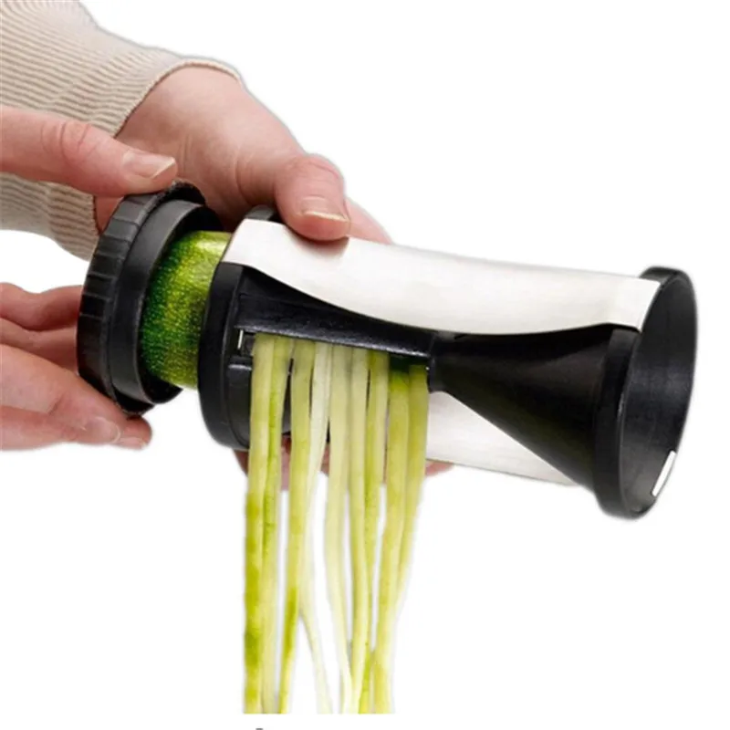 

1PC Noodle Maker Multifunctional Grater Chopper Creative Slicer Manual Vegetable Spiral Slicer Cucumber Chopper Kitchen Tool