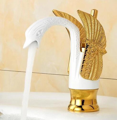 شحن مجاني سوان الذهب والأبيض الطلاء النحاس 2 أجنحة الحمام الغرور بالوعة حوض torneira banheiro هل cozinha صنابير خلاطات صنابير شحن مجاني سوان الذهب والأبيض الطلاء النحاس 2 أجنحة الحمام الغرور بالوعة حوض torneira banheiro هل cozinha صنابير خلاطات صنابير