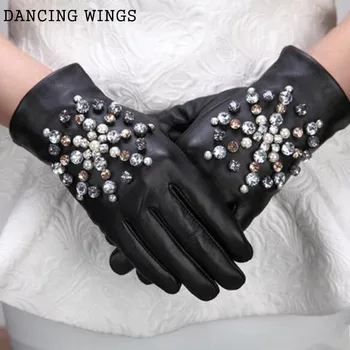 

Women 's leather gloves fashion handmade snowflakes diamonds sheepskin gloves female warm winter glove
