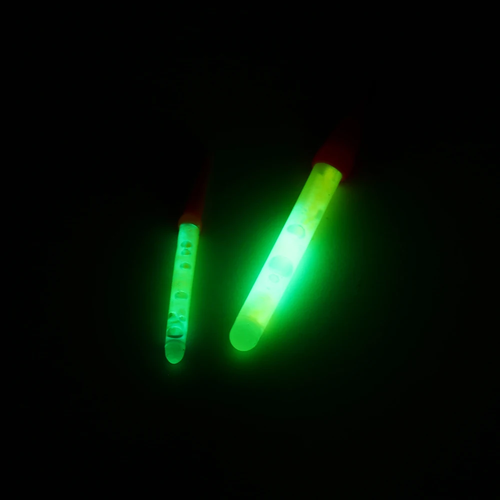 50 шт. прочный Рыбалка флуоресцентный светильник палка светильник, которая светится ночью; поплавок клип на темных свечение