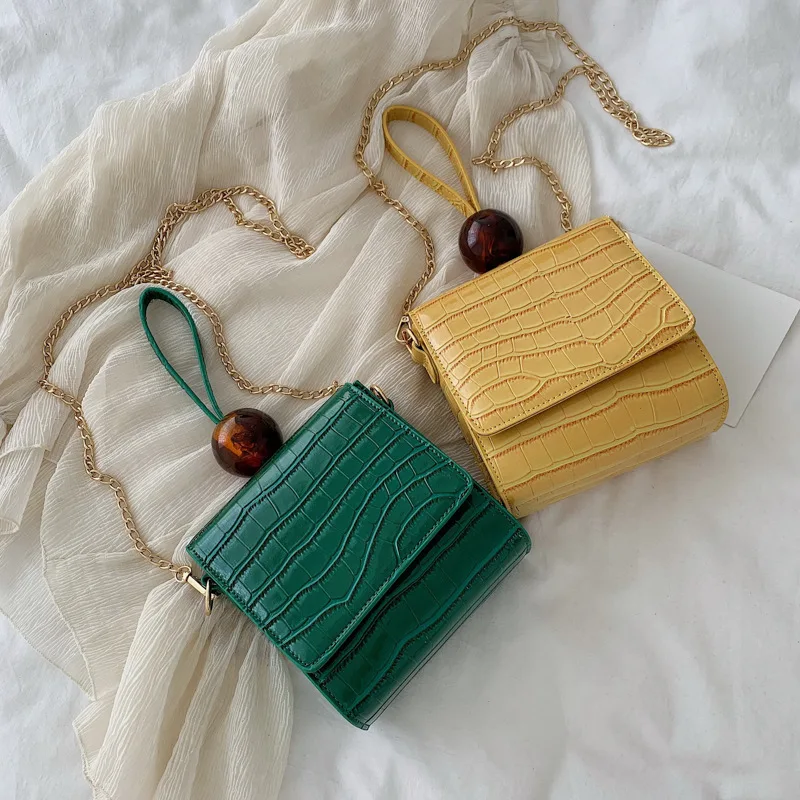 

Beading Female Shoulder Bag Chains Alligator Flap PU Leather Small Square Handbag Messenger Bag Vintage Women Crossbody Bag 2019