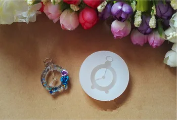 

New 1pcs small Alarm clock Liquid silicone mold DIY resin jewelry pendant necklace pendant mold resin molds for jewelry