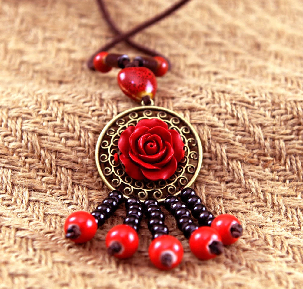 

Car Ornament Pendant National Style Beads Carved Flower Auto Interior Rearview Mirror Car-styling Decoration Accessory Trim Gift