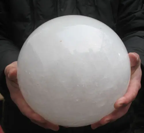 WW 04804 NATURAL BEATIFUL white CALCITE CRYSTAL SPHERE BALL REIKI