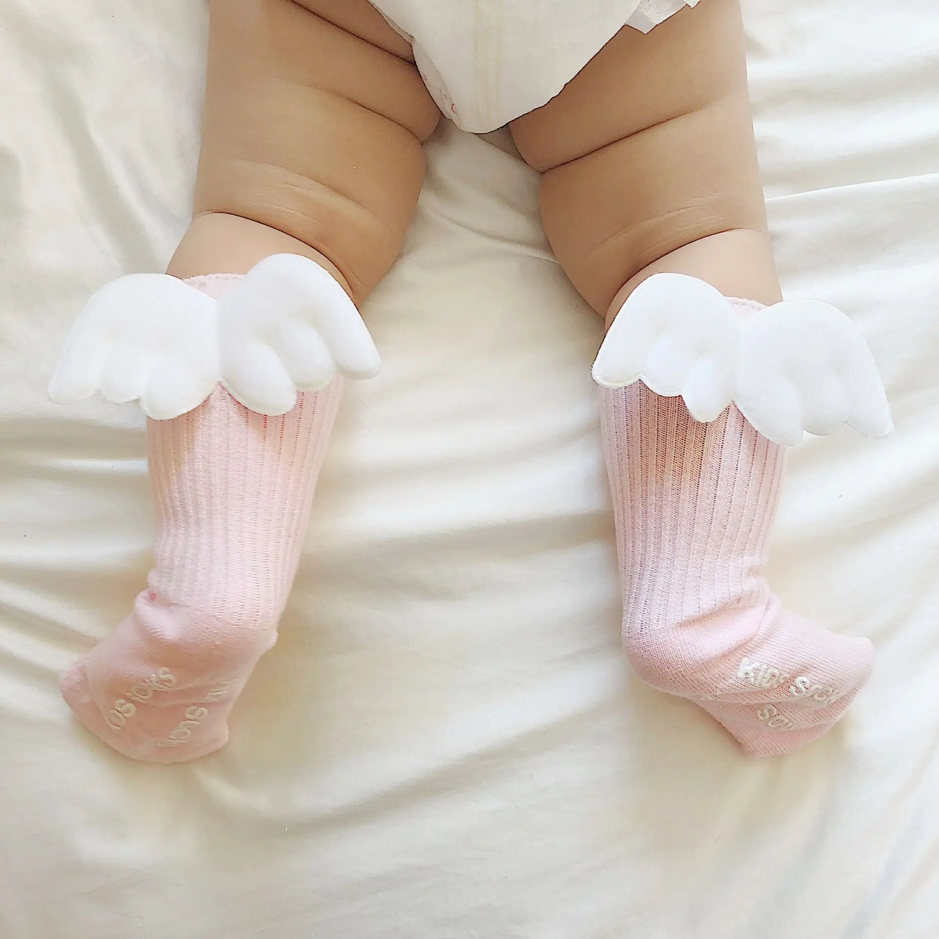 Милые носки для маленьких девочек Гольфы с крыльями, носки принцессы для маленьких девочек, милые носки для малышей длинные носки без пятки для маленьких мальчиков