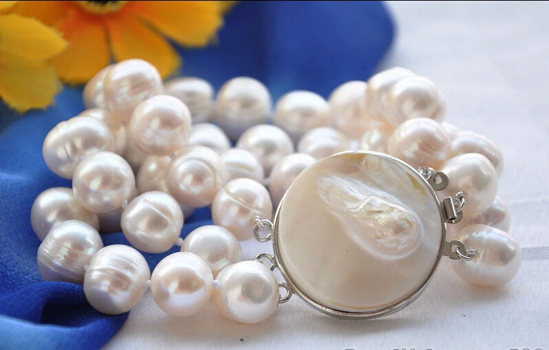 

Free shipping >>>>>>z5562 3row 8" 13mm WHITE ROUND FRESHWATER PEARL BRACELET