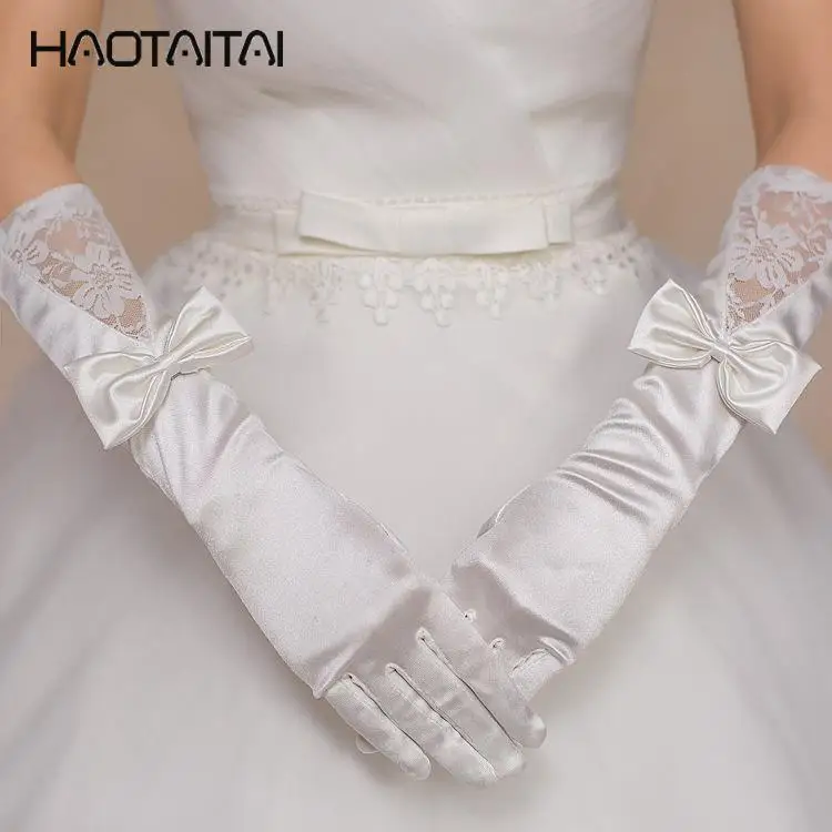 White Soft Satin Figer Wedding Gloves Lace Bridal Glove Accessory