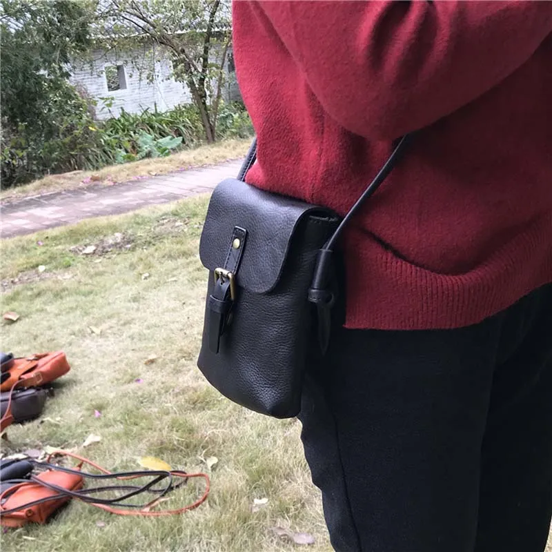 AETOO New handbags fashion retro leather handbags rose imprint ladies diagonal handbag mini shoulder bag