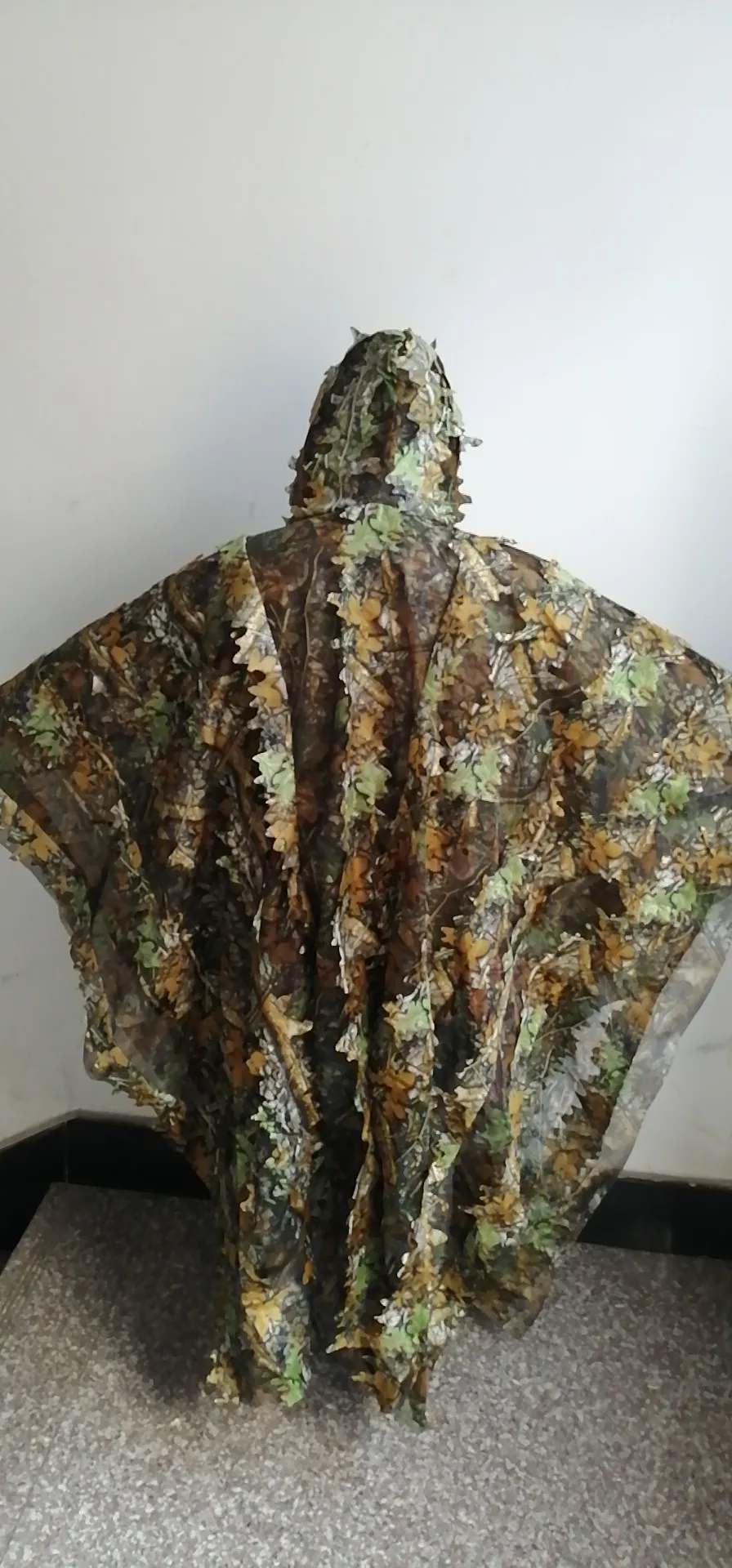 

Leafy Poncho Jungle Ghillie Suits Hunting Camouflage 3D Bionic Leaf Yowie Mesh for Hunting add uttons more convenient