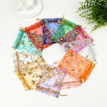 100 шт./лот, маленькие сумки из органзы, 7x9 см, дизайн сердца, сумка для свадебных ювелирных изделий, сумка на шнурке, красивые шармы, подарки, упаковка для ювелирных изделий, сумки