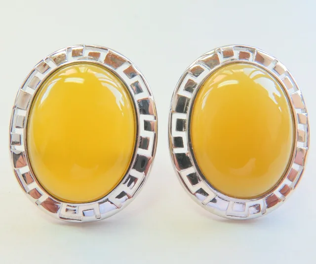 New 925 Sterling Silver With Yellow Jade Oval Stud Earrings Hallmark New 925 Sterling Silver With Yellow Jade Oval Stud Earrings Hallmark S925