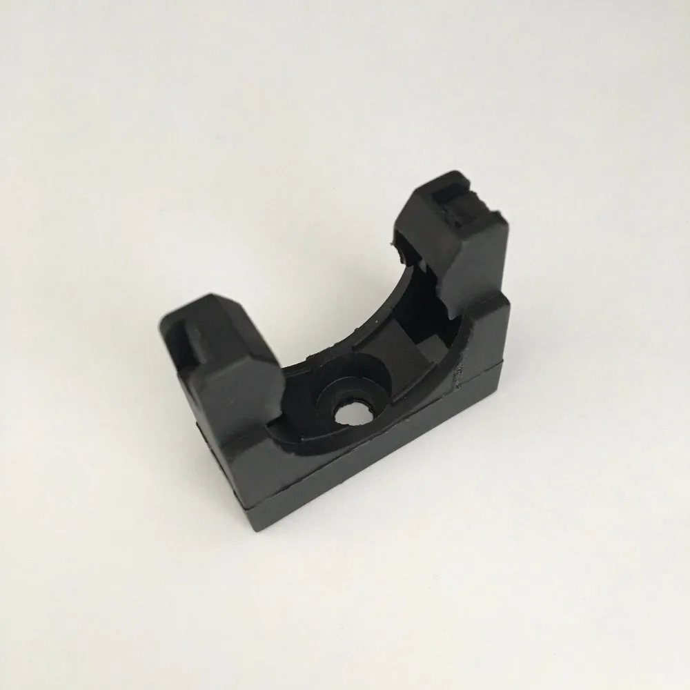 AD28.5 Black Plastic Mounting Bracket for 28.5mm Flexible Pipein Tool