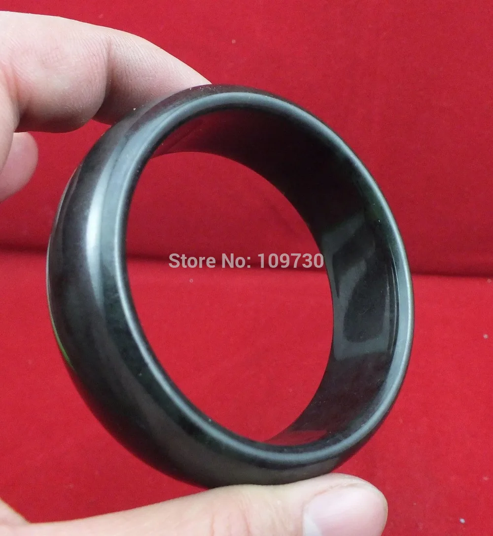 

00976 Hotan jade Hand-carved bracelets