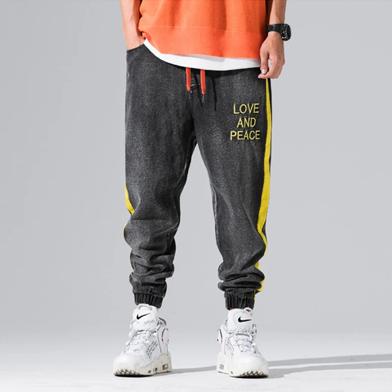 Autumn Winter Fashion Men Jeans Yellow Stripe Spliced Cargo Pants Letter Print Streetwear Hip Hop Tapered 3