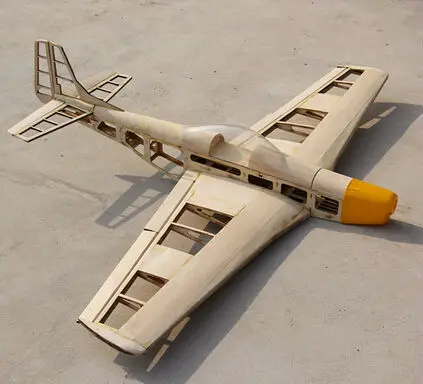 Diy дерево RC самолет P51 в разобранном виде комплекта с 1400 мм размах крыльев |