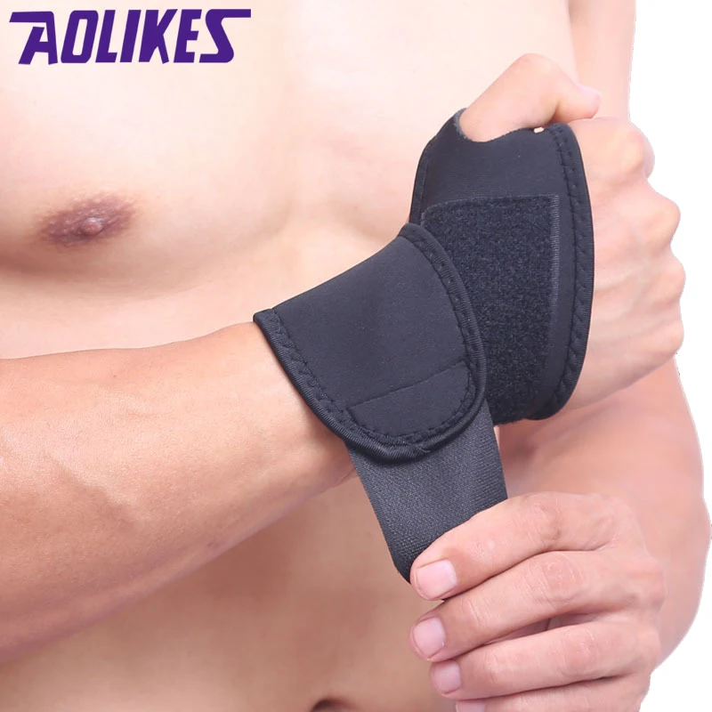 AOLIKES2PcsSportsWristbandWristSupportStrapsWrapsForCyclingRunningWeightLifting