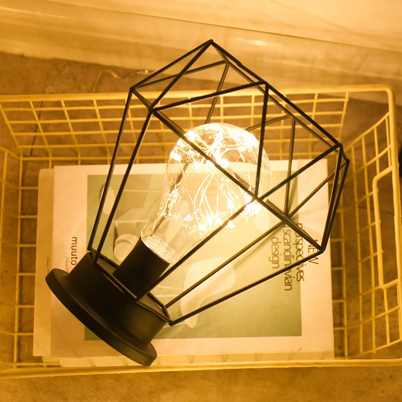 Современная Геометрическая креативная железная проволочная Рамка для украшения ночник прикроватная настольная лампа для спальни кафе-бара можно подвешивать ночник