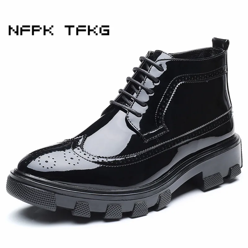 

England style men's casual breathable smooth patent leather brogue shoes carving bullock platform ankle boots zapatos hombre man
