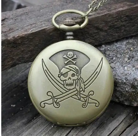 

Wholesale 10pcs /lot Antique bronze Pirates of the Caribbean Pattern quartz Steampunk pocket watch