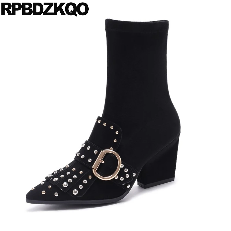 

Luxury Brand Shoes Women Slip On Stud Metal Fall Stretch Fringe Suede Pointy Chunky Ankle High Heel Boots Rivet Black Sheepskin