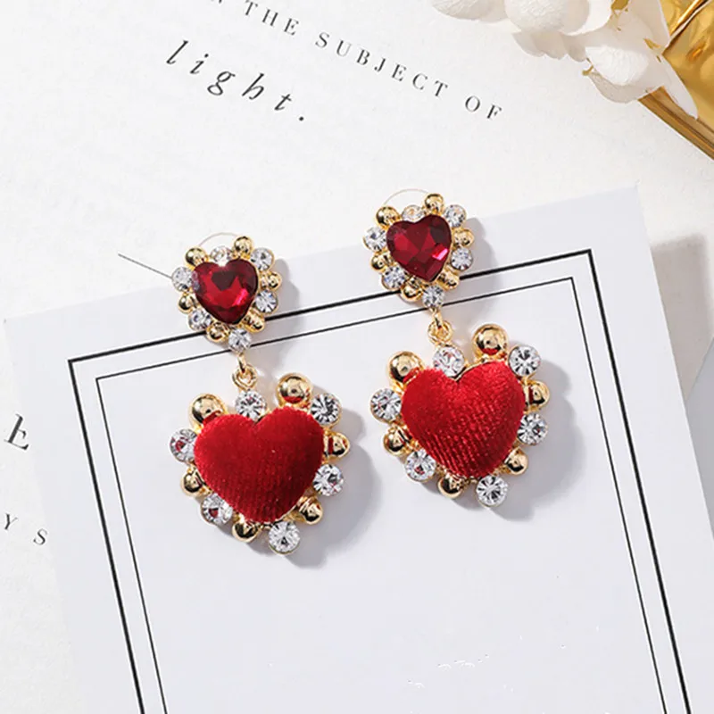 

Luxury Crystal Rhinestone Velvet Love Heart Drop Dangle Earrings for Women New Trendy Jewelry Accessories Gift Wholesale 5A4024