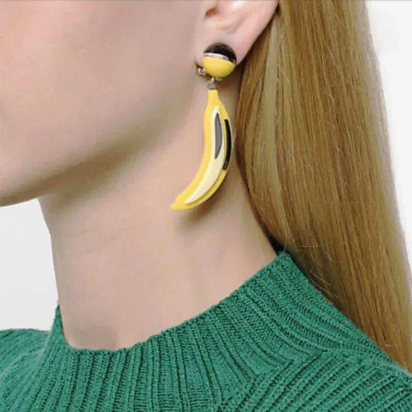 

New Korean version of simple fruit banana earrings star Zhao Wei with paragraph wild street shooting earrings 1088