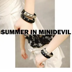 

SUPIN Unisex Punk Rivet Leather Cuff Bracelets & Bangles For Women Men Retro Gold Sliver Black White Chain Bracelet Jewelry