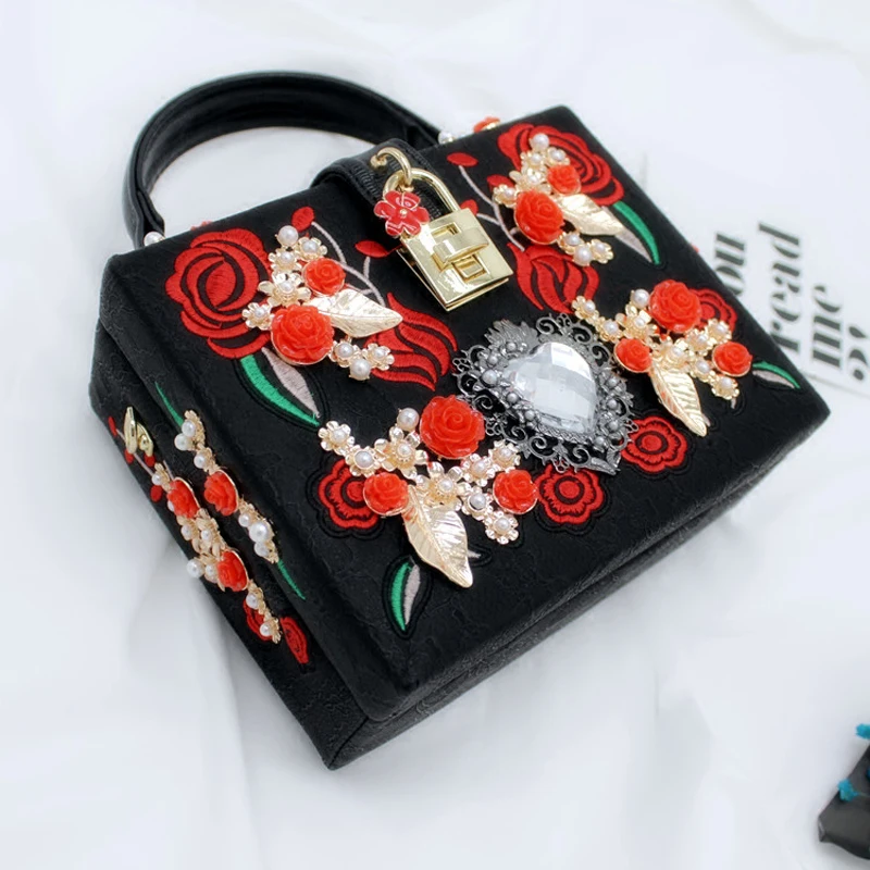 

2019 New Luxury box retro Women bag female Rose embroidery shoulder bag PU Leather Diamonds Messenger bag Flower handbag 134