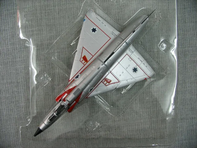Модель самолета из сплава 1:72 Израиль Dassault MirageIIICJ 745 | Игрушки и хобби