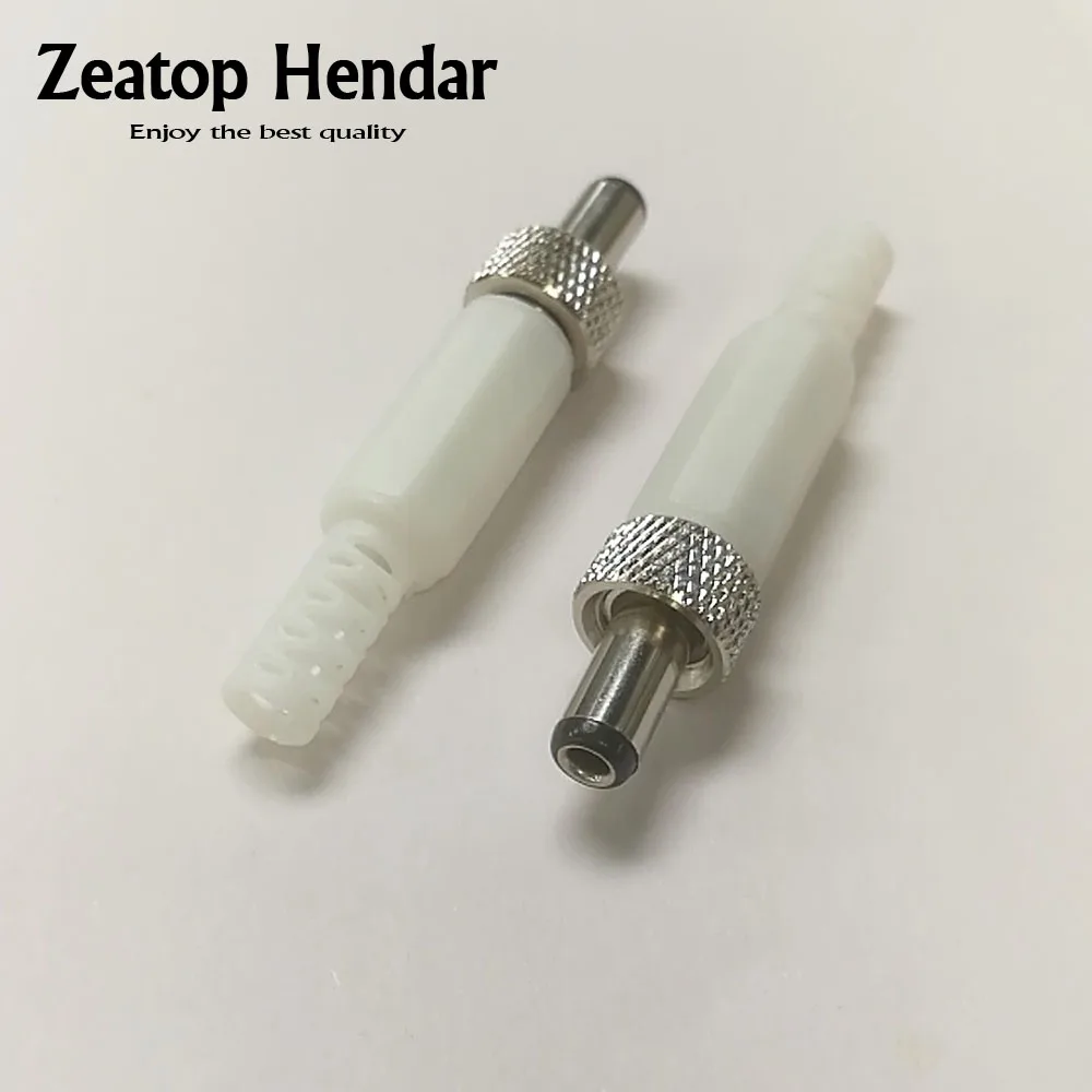 500Pcs Lockable 5.5 mm x 2.1 mm DC Male Power Plug with Screw Nut