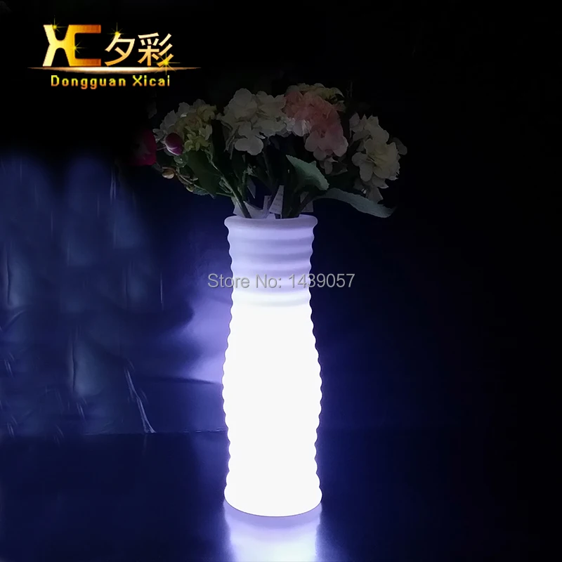 

LED Floor Flower Pot Round Plastic Vase Color Changing Plant Pots For Home Decor Living Room Bedroom Balcony
