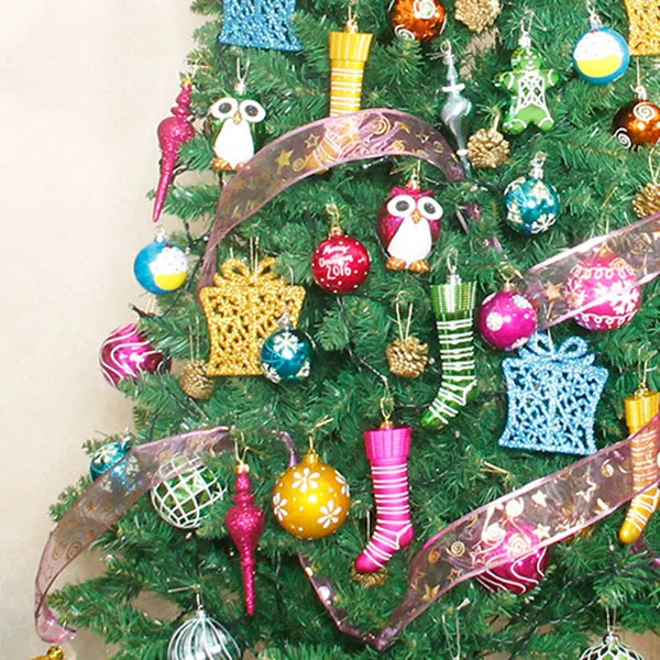 Conjunto de adornos colgantes de árbol de Navidad de 52 piezas, juego de decoración de Pinecone de bolas de plástico VA88 Conjunto de adornos colgantes de árbol de Navidad de 52 piezas, juego de decoración de Pinecone de bolas de plástico VA88