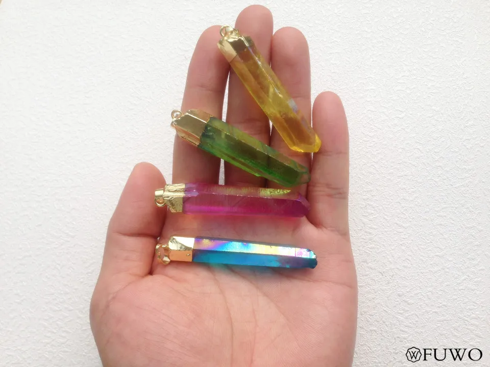 Crystal Pointer Pendant 10