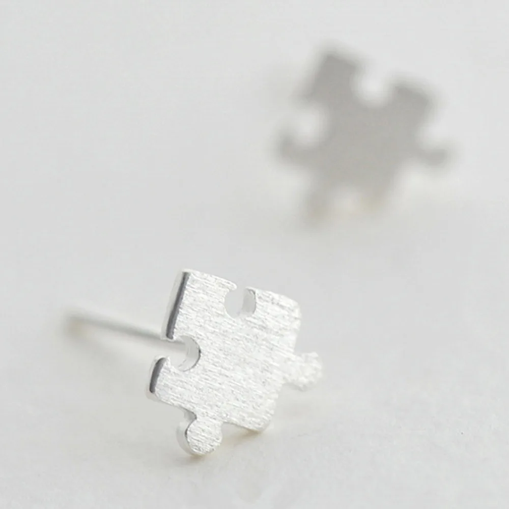 272479_no-logo_272479-1-09