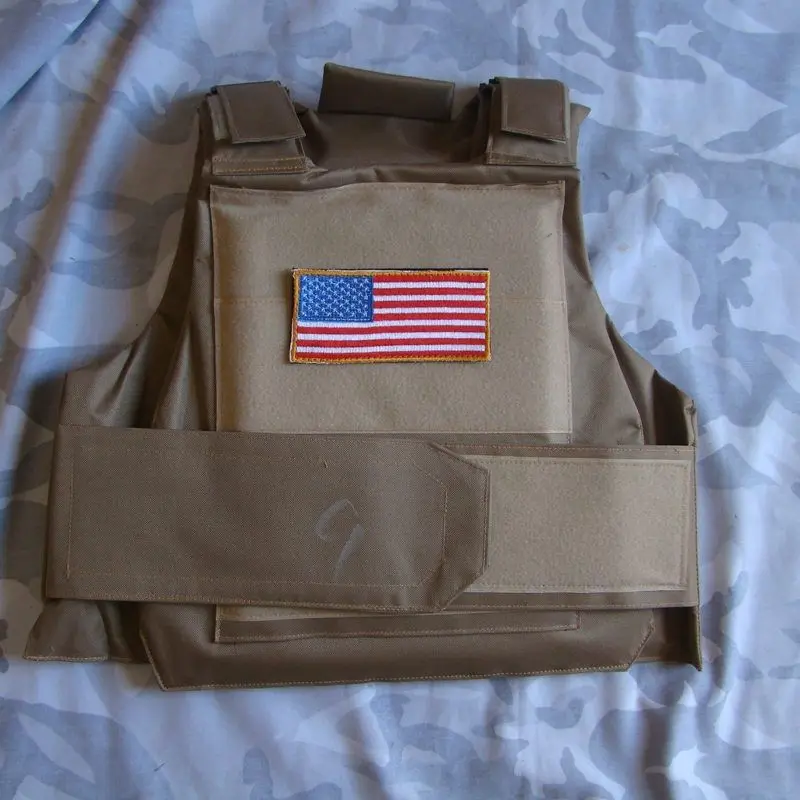 New Paintball Armor Vest Tactical Airsoft Paintball Body Armor Vest Tan Us210 Souvenirs