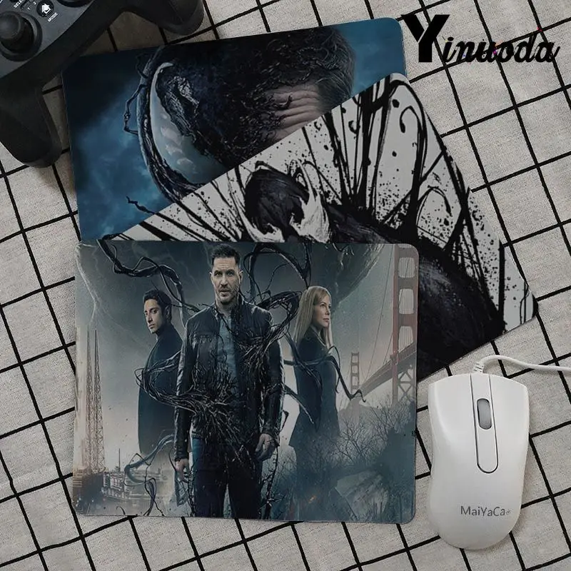 

Yinuoda Venom 2018 Film Rubber Mouse TV Pad Durable Desktop Mousepad Rubber PC Computer Gaming mouse pad desk mat