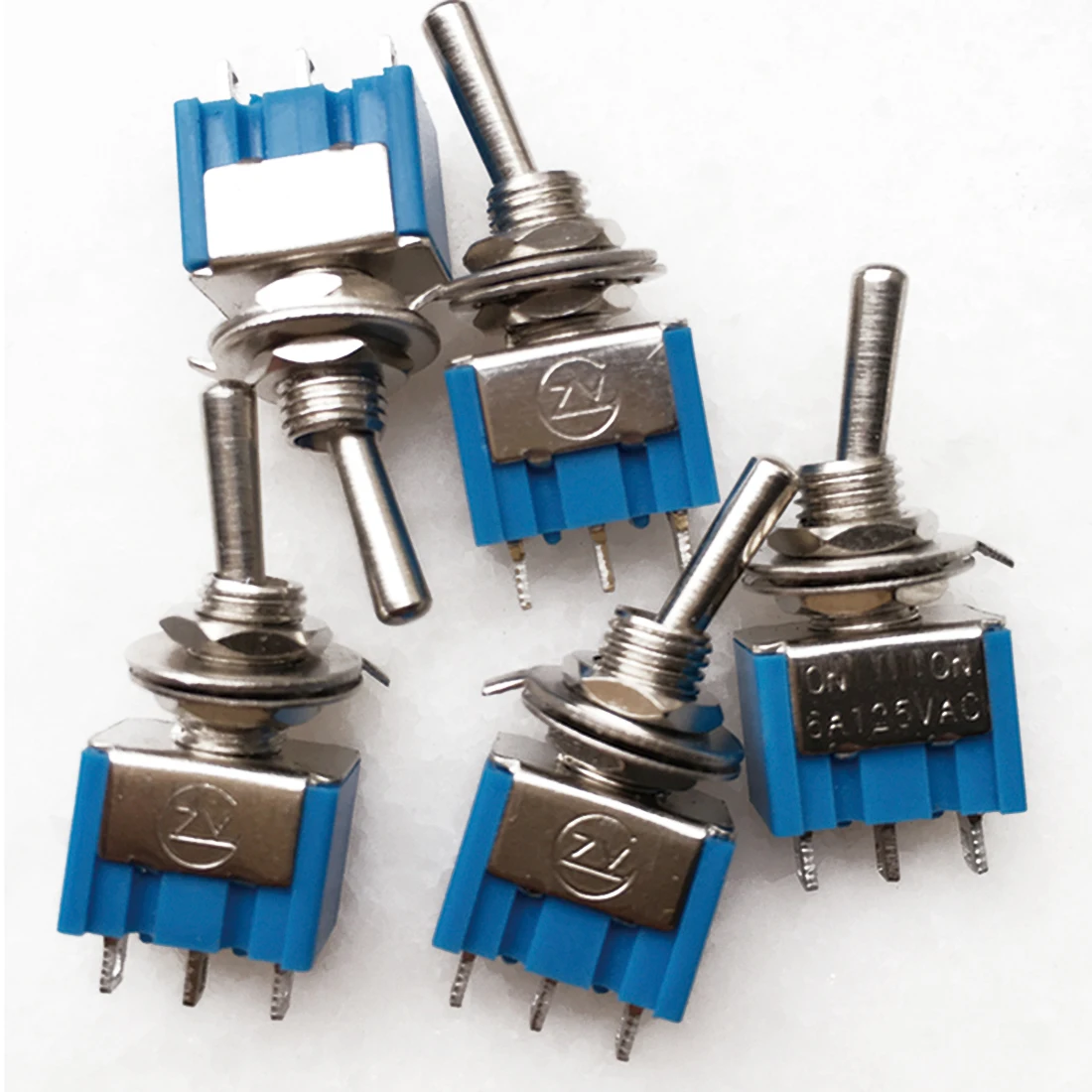 

10pcs MTS-102 3 Pin SPST ON-ON 2 Position 6A 250V AC Mini Toggle Switch