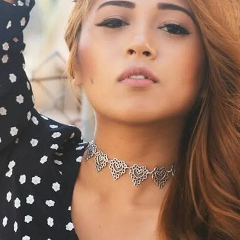 

Retro Boho Beach Choker Necklace Vintage Hollow Heart Chockers Necklace For Women Maxi Necklace Collar YWXL071