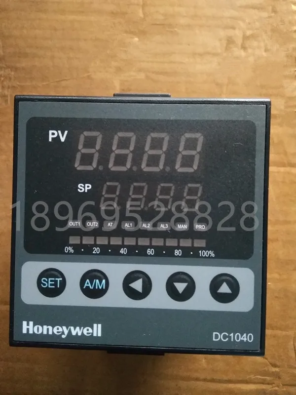 

Temperature Controller DC1040CR-701000-E Temperature Meter for Printing and Dyeing Machinery 30100