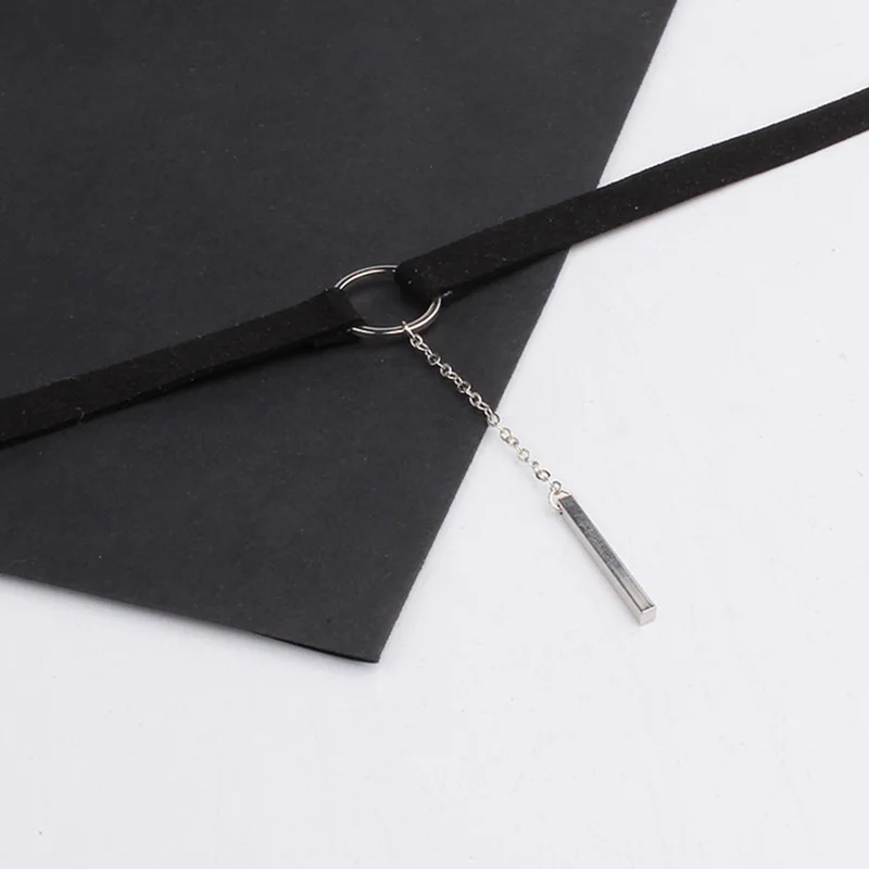 AMORUI New 90's Punk Korean Velvet Round Circle Choker Necklace Gold/Silver Color ID Pendant Chain Necklaces for Women Girl Gift