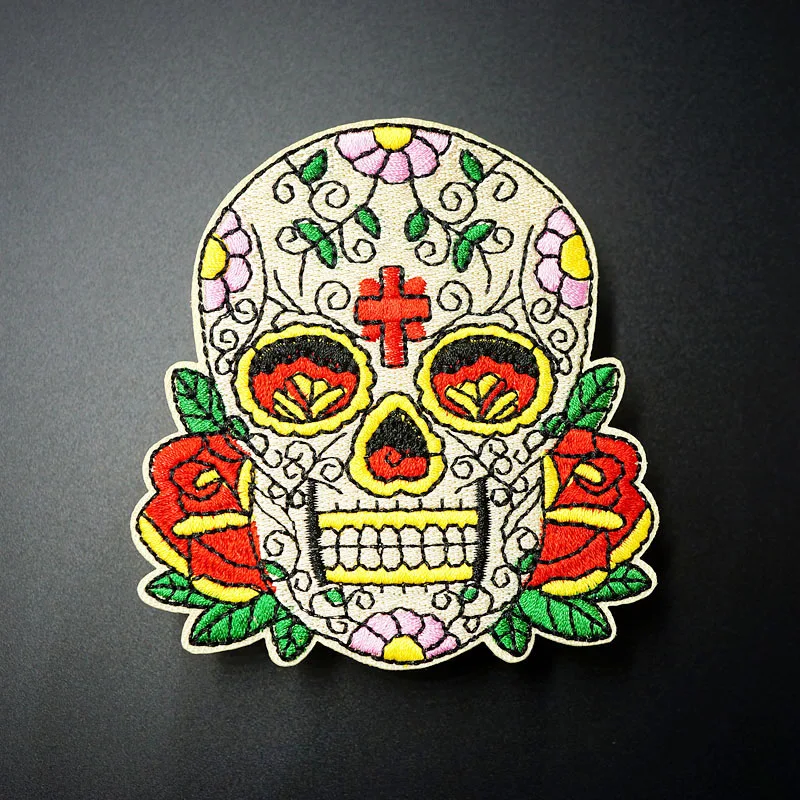 

SKULL Size:8.0x8.5cm DIY Cloth Badges Mend Decorate Iron On Patch Clothes Apparel Sewing Decoration Applique Sew On Patches