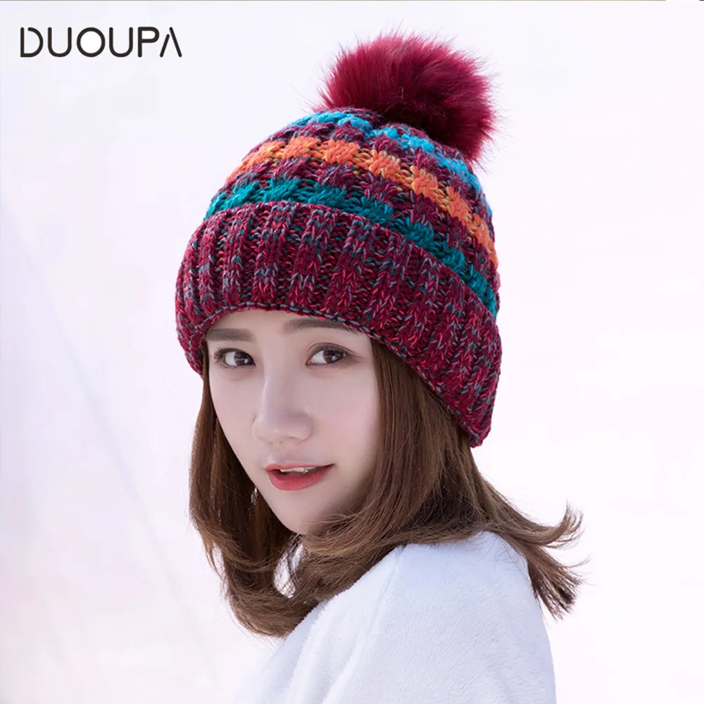 

Winter and Autumn Female Cap Curling Wool Cap Plush Outdoor Ball Warm Knitted Cap New Korean Edition Tide