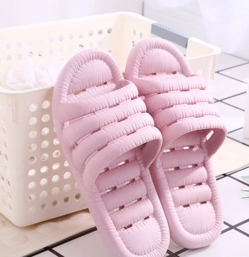 

Bathroom slippers women's slippers, non-slip plastic bath leakage slippers men 005