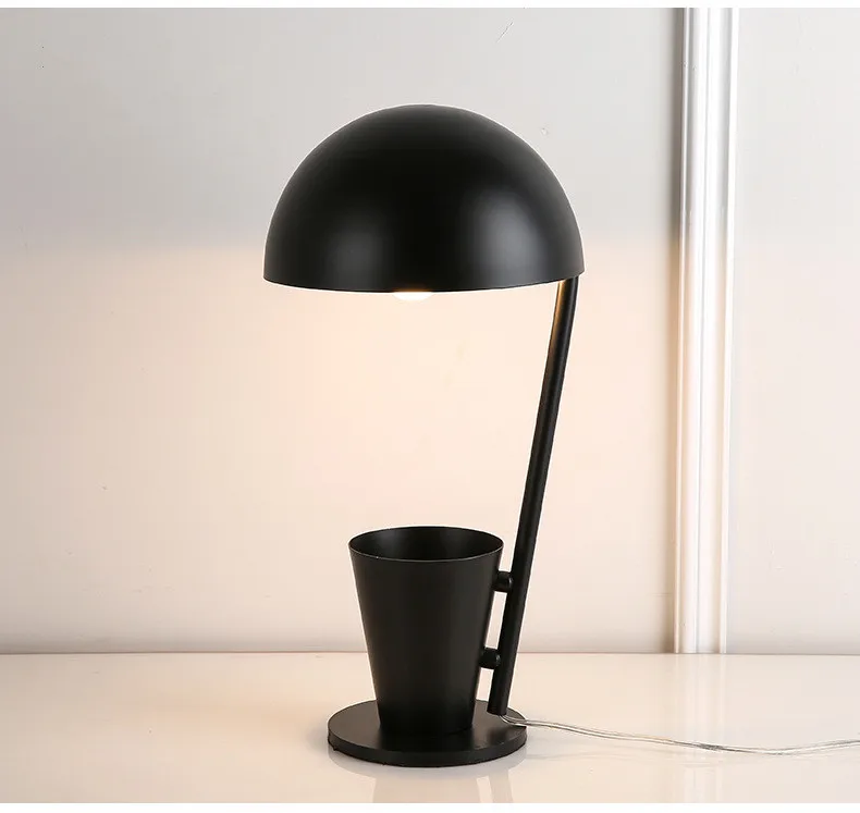 Nordic пост-современная прикроватная лампа многоцветный краткий настольная лампа кровать освещение для спальни, светильник Домашнее украшение для стола лампы