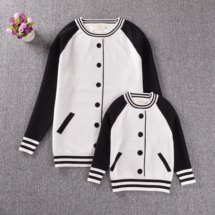 

Family look New matching clothing baseball cotton Pullover cardigan sweater mother father baby and daughter son outfits clothes
