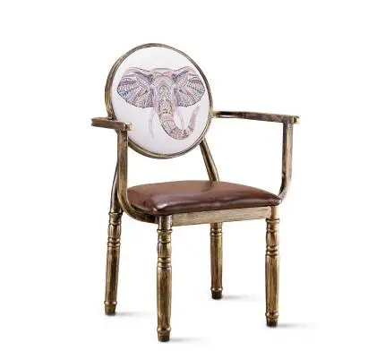 Iron chair restoring ancient ways makes old chair Europe type chair back chair. Iron chair restoring ancient ways makes old chair Europe type chair back chair.